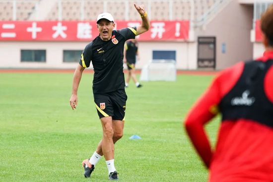 公车上太深了啊高潮